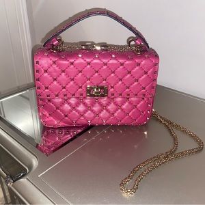 Valentino Rockstud Medium Leather Shoulder Bag - Deep Cyclamen